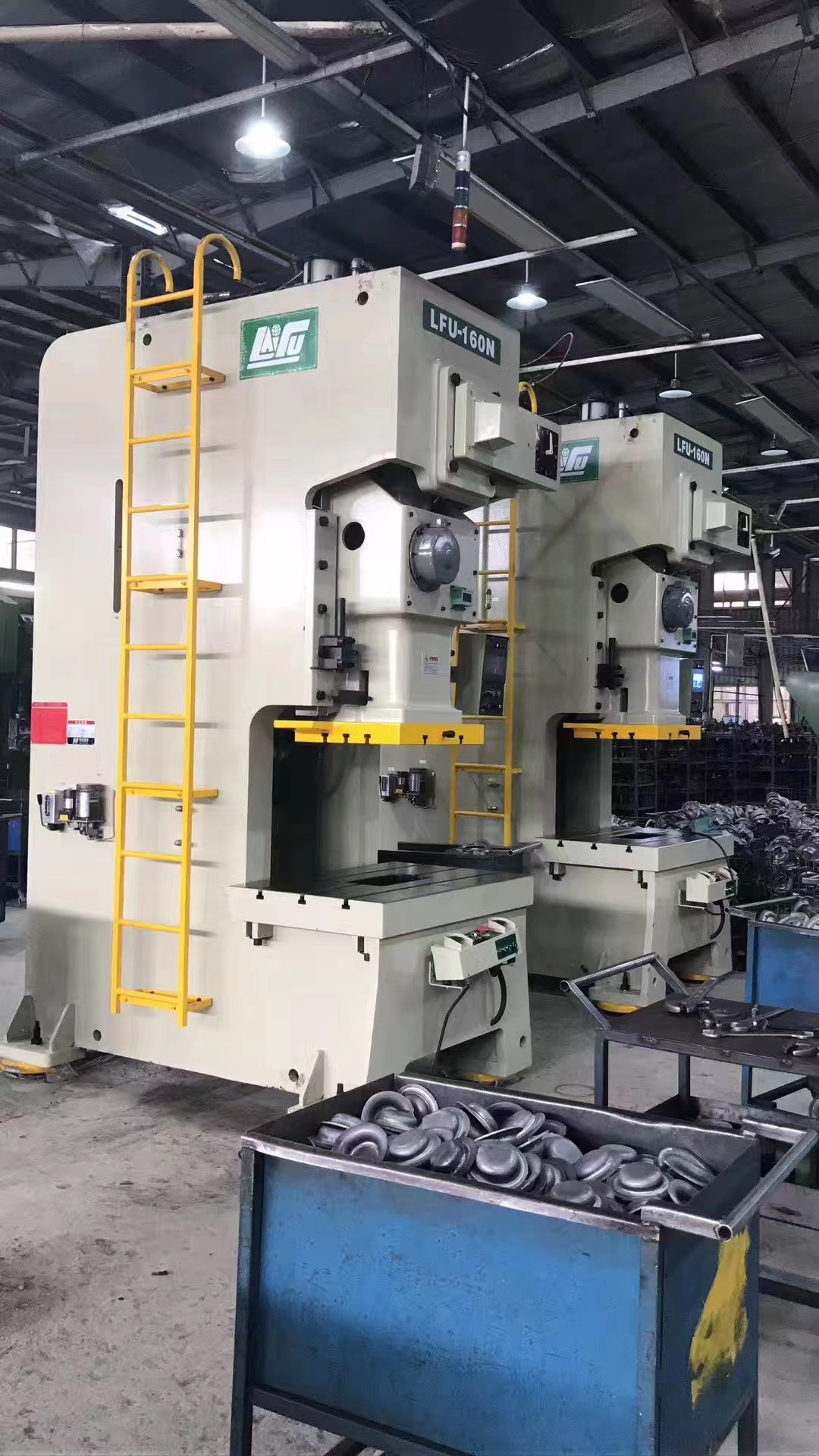 徕富冲床邯郸地区总经销18303015976台湾品质高精度专业生产冲床50年